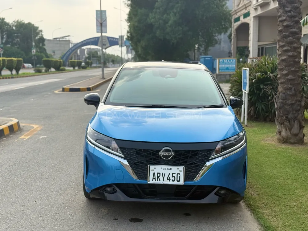 Nissan Note 2021 for Sale in Lahore Image-1