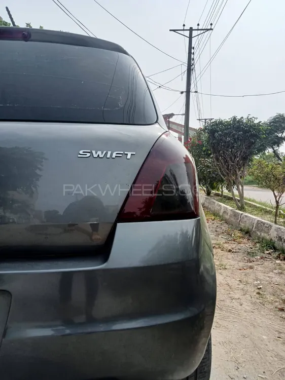 Suzuki Swift 2010 for Sale in Faisalabad Image-1