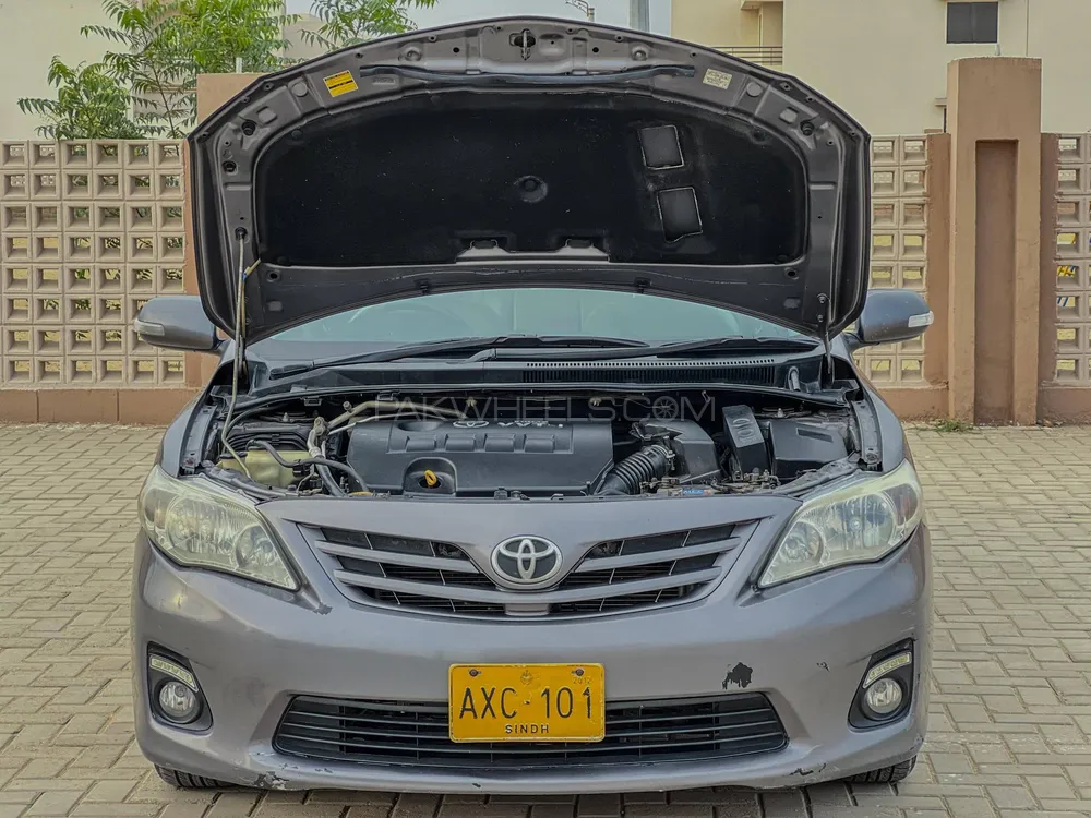 Toyota Corolla 2012 for Sale in Karachi Image-1