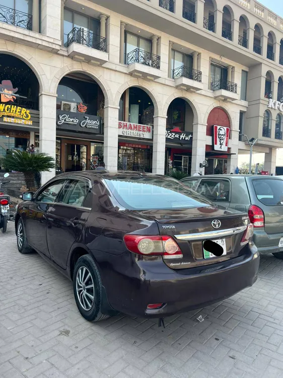 Toyota Corolla 2013 for Sale in Islamabad Image-1