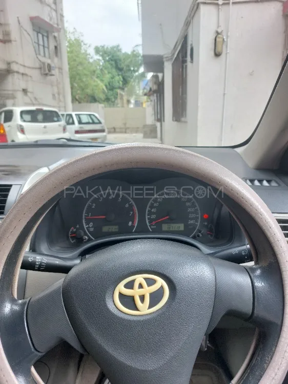 Toyota Corolla 2014 for Sale in Karachi Image-1