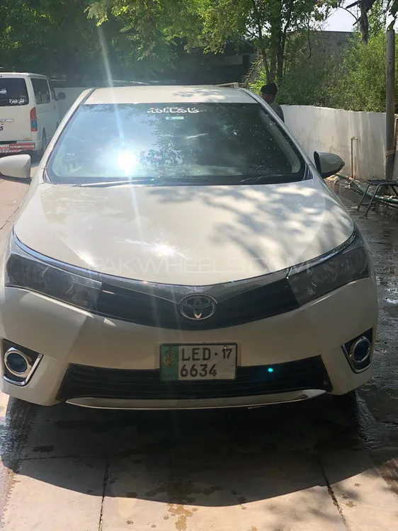 Toyota Corolla 2017 for Sale in Gujrat Image-1