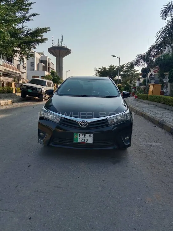 Toyota Corolla 2016 for Sale in Lahore Image-1