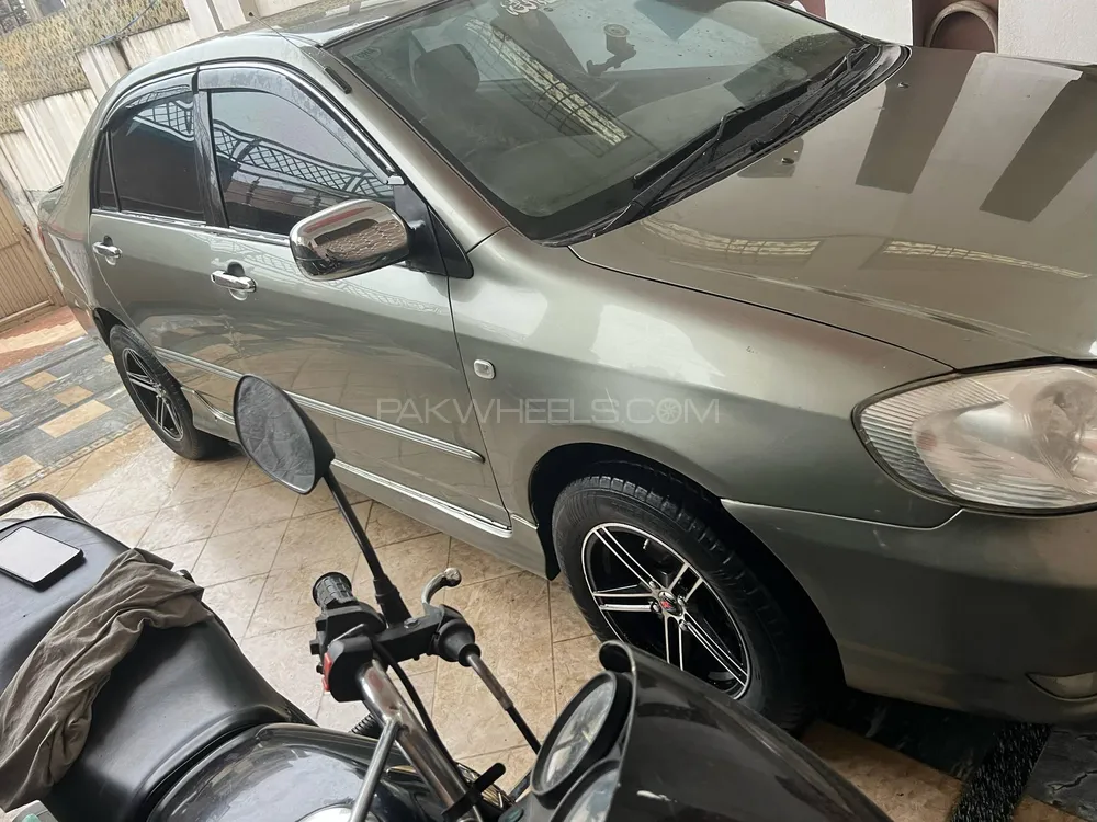 Toyota Corolla 2004 for Sale in Abbottabad Image-1
