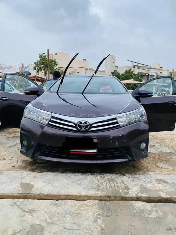 Toyota Corolla 2014 for Sale in Karachi Image-1