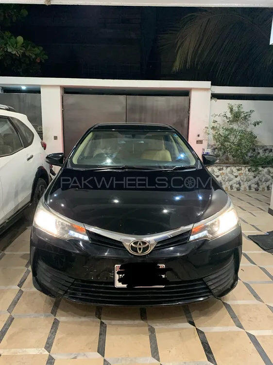 Toyota Corolla 2019 for Sale in Karachi Image-1