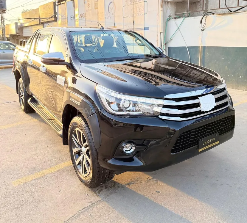 Toyota Hilux 2021 for Sale in Hyderabad Image-1