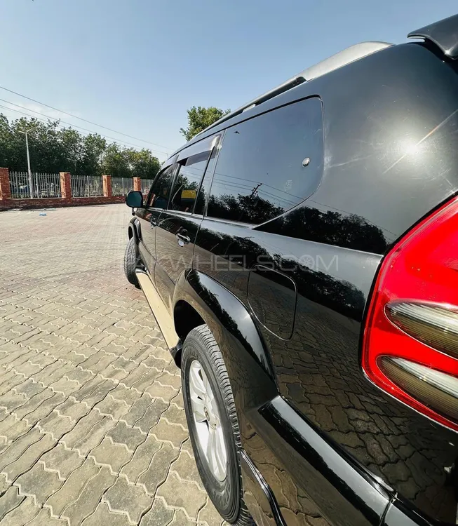 Toyota Prado 2006 for Sale in Karachi Toyota Prado 2006 for Sale in Karachi Image-13