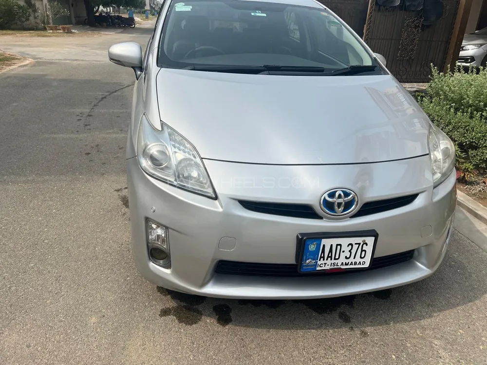 Toyota Prius 2016 for Sale in Faisalabad Image-1