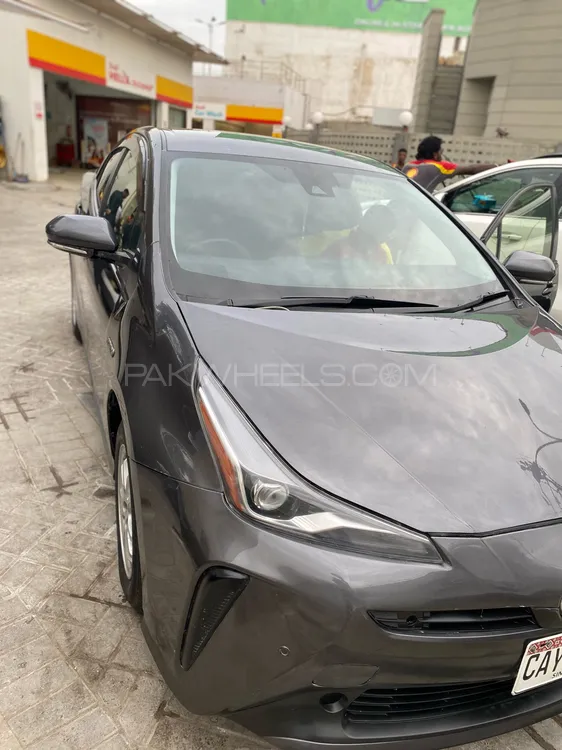 Toyota Prius 2021 for Sale in Karachi Image-1