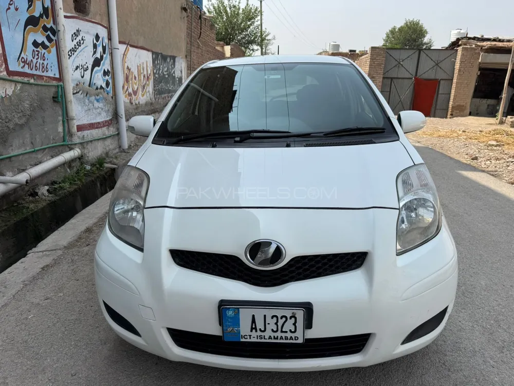 Toyota Vitz 2007 for Sale in Peshawar Image-1