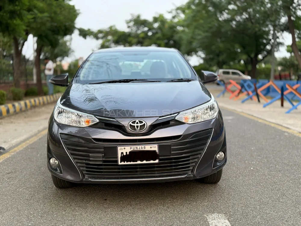 Toyota Yaris Sedan 2022 for Sale in Lahore Image-1