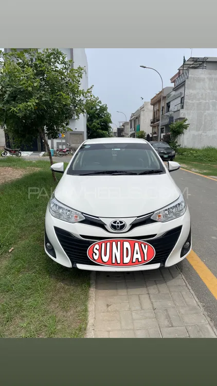 Toyota Yaris Sedan 2022 for Sale in Lahore Image-1