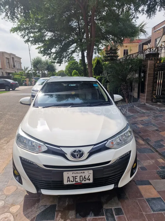 Toyota Yaris Sedan 2021 for Sale in Lahore Image-1