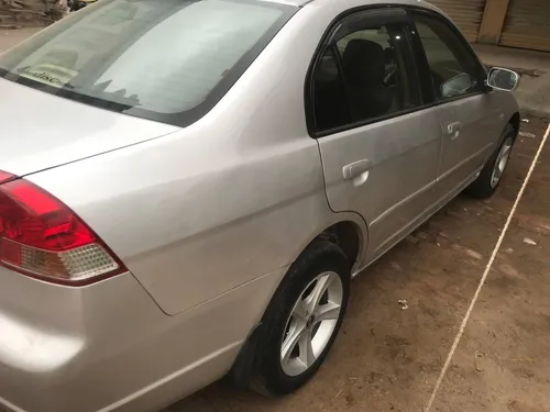 Honda Civic EXi 2005