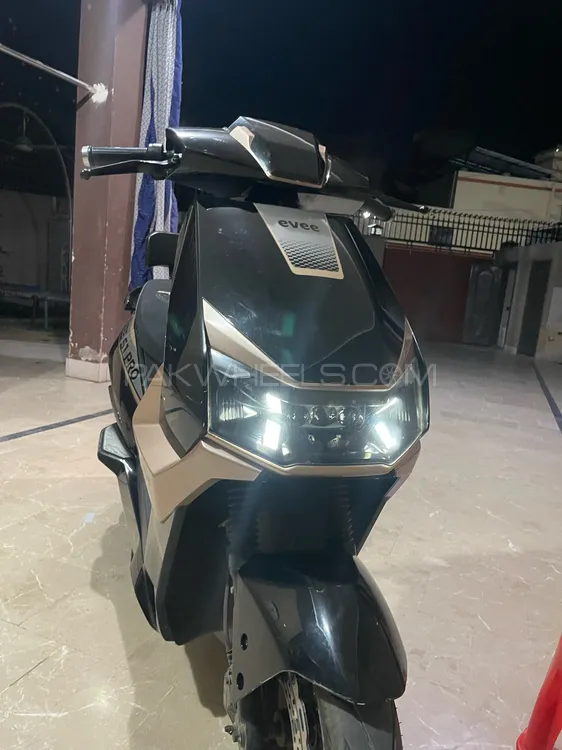 Evee S1 Pro 2025 for Sale Image-1