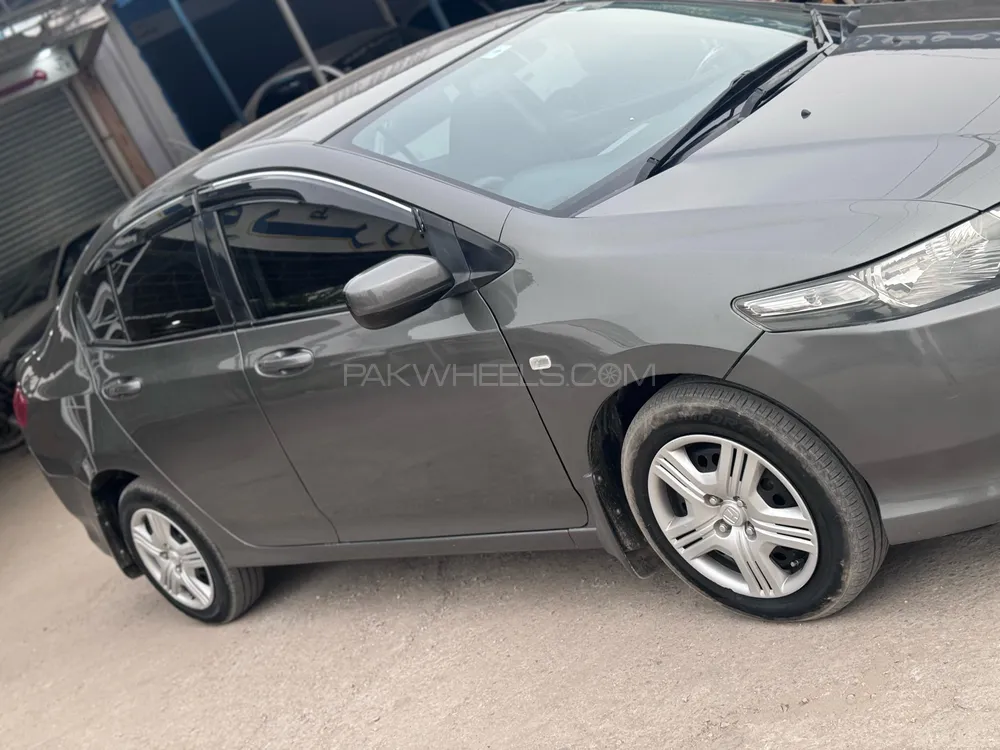 Honda City 2010 for Sale in Mian Wali Image-1