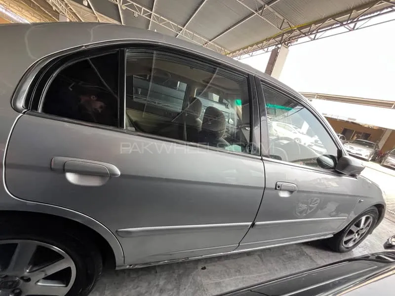 Honda Civic 2004 for Sale in Peshawar Image-1