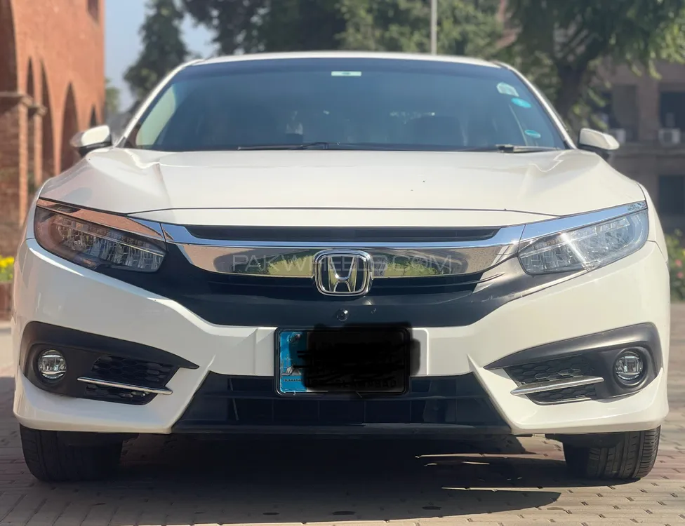 Honda Civic 2020 for Sale in Lahore Image-1