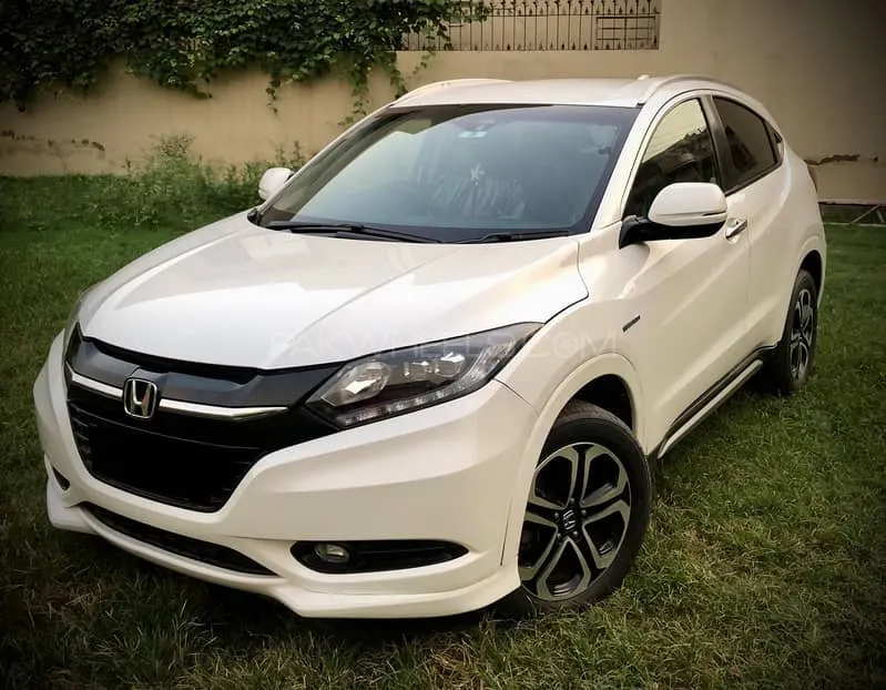Honda Vezel 2014 for Sale in Lahore Image-1
