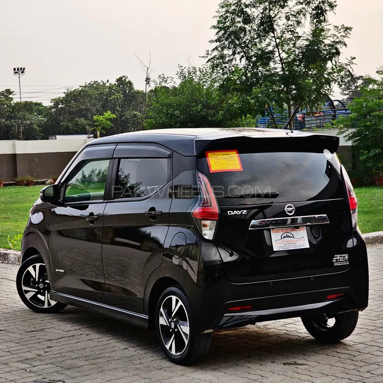 نسان ڈیز 2022 for Sale in لاہور نسان ڈیز 2022 for Sale in لاہور Image-2