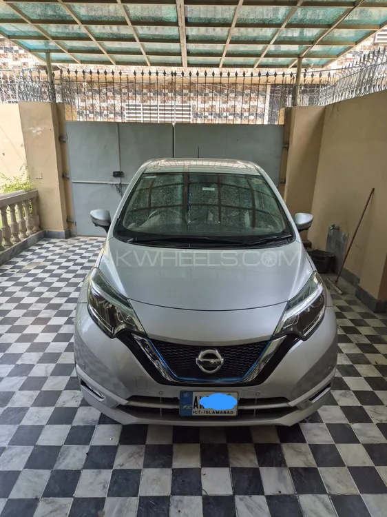 Nissan Note 2018 for Sale in Peshawar Image-1