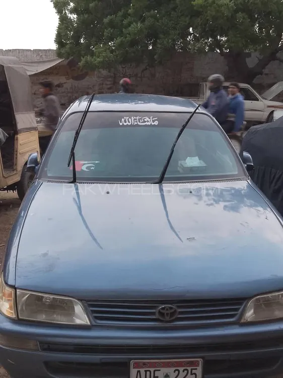Toyota Corolla 2001 for Sale in Karachi Image-1