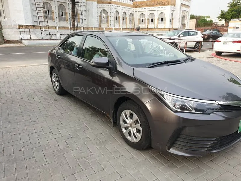 Toyota Corolla 2019 for Sale in Lahore Image-1