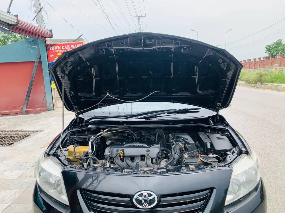 Toyota Corolla 2010 for Sale in Mardan Image-1