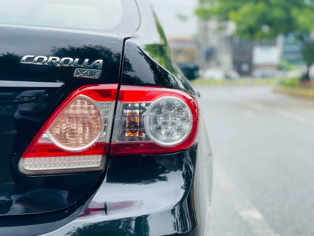 Toyota Corolla 2014 for Sale in Lahore Image-1