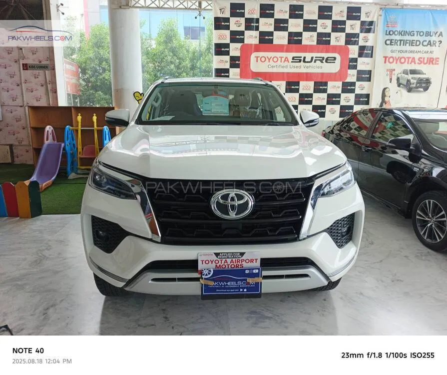 Toyota Fortuner 2025 for Sale in Lahore Image-1