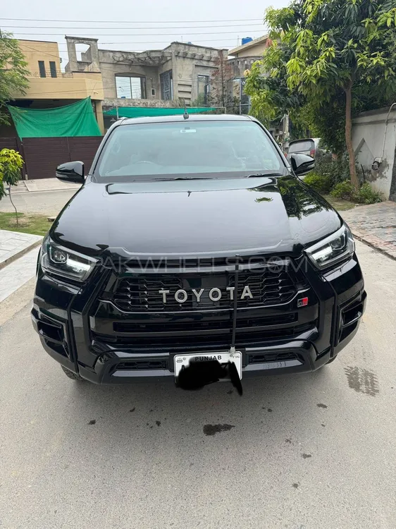 Toyota Hilux 2024 for Sale in Lahore Image-1
