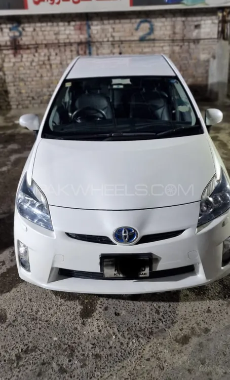 Toyota Prius 2011 for Sale in Islamabad Image-1