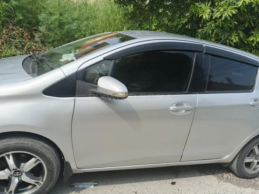 Toyota Vitz 2013 for Sale in Rawalpindi Image-1
