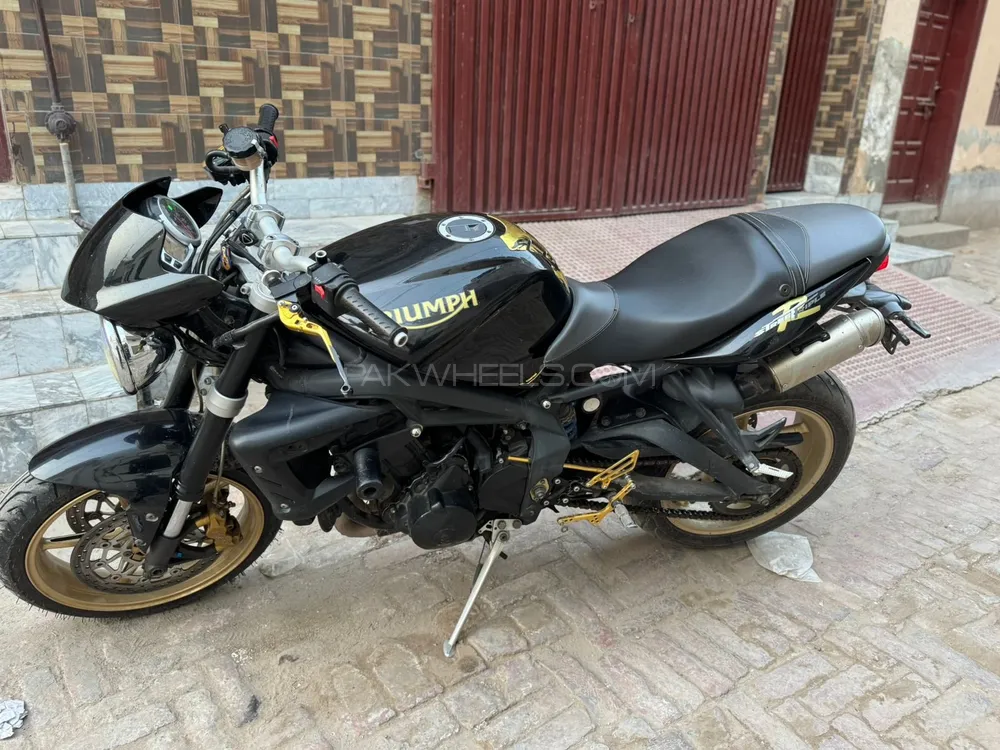 Triumph Street Triple 2010 for Sale Image-1