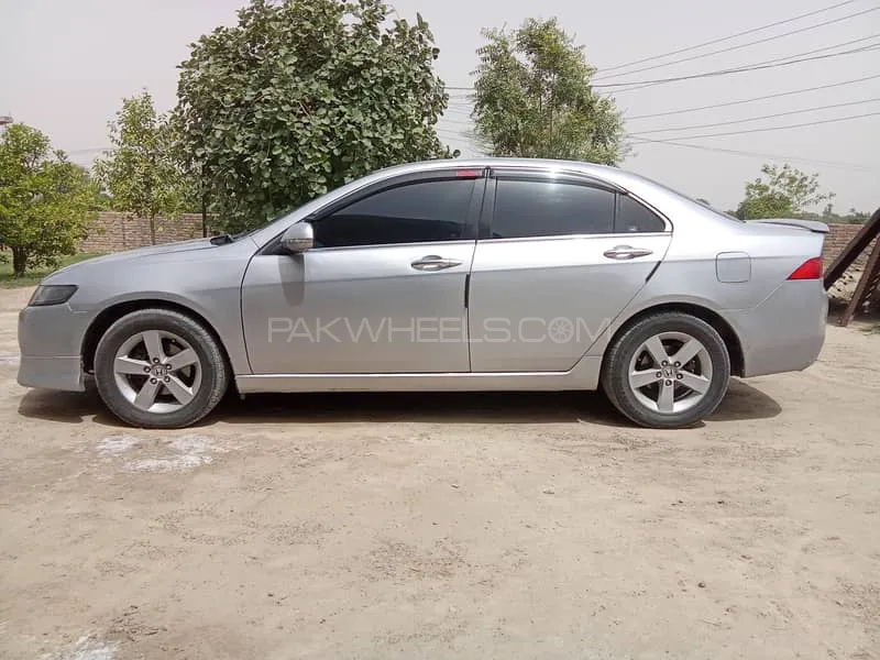 ہونڈا اکارڈ 2003 for Sale in ملتان ہونڈا اکارڈ 2003 for Sale in ملتان Image-4