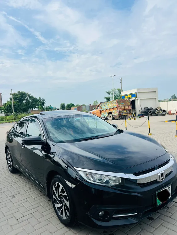 Honda Civic 2017 for Sale in Gujrat Image-1