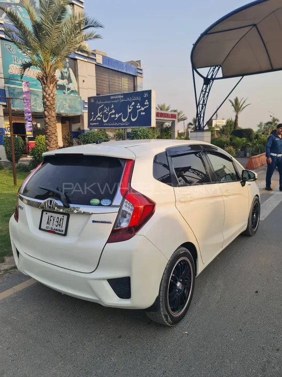Honda Fit 2013 for Sale in Lahore Image-1