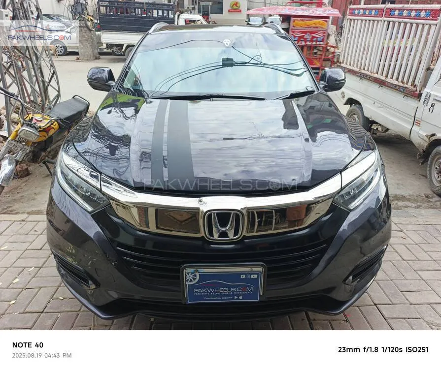 Honda Vezel 2017 for Sale in Rawalpindi Image-1