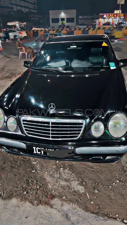 Mercedes Benz E Class 2000 for Sale in Peshawar Image-1