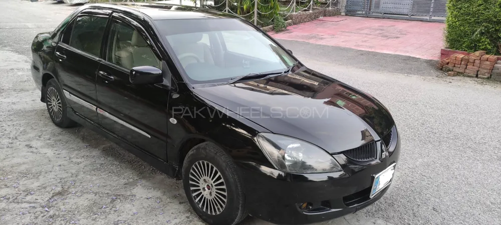 Mitsubishi Lancer 2004 for Sale in Islamabad Image-1