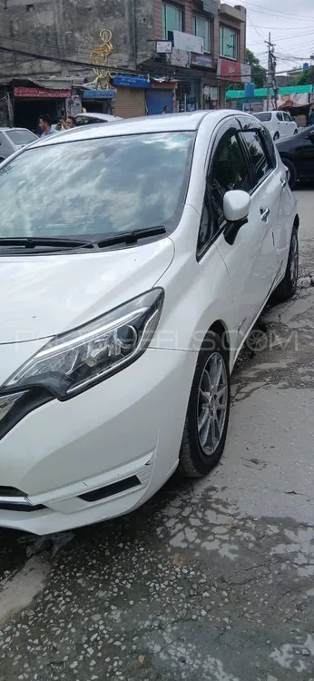 Nissan Note 2017 for Sale in Rawalpindi Nissan Note 2017 for Sale in Rawalpindi Image-2