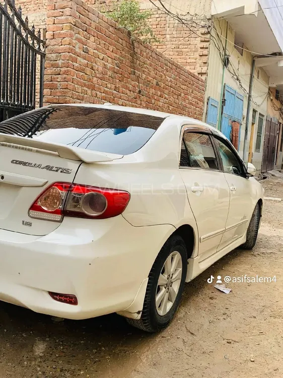 Toyota Corolla 2011 for Sale in Islamabad Image-1