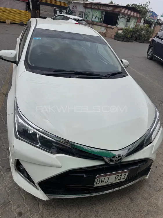 Toyota Corolla 2021 for Sale in Karachi Image-1