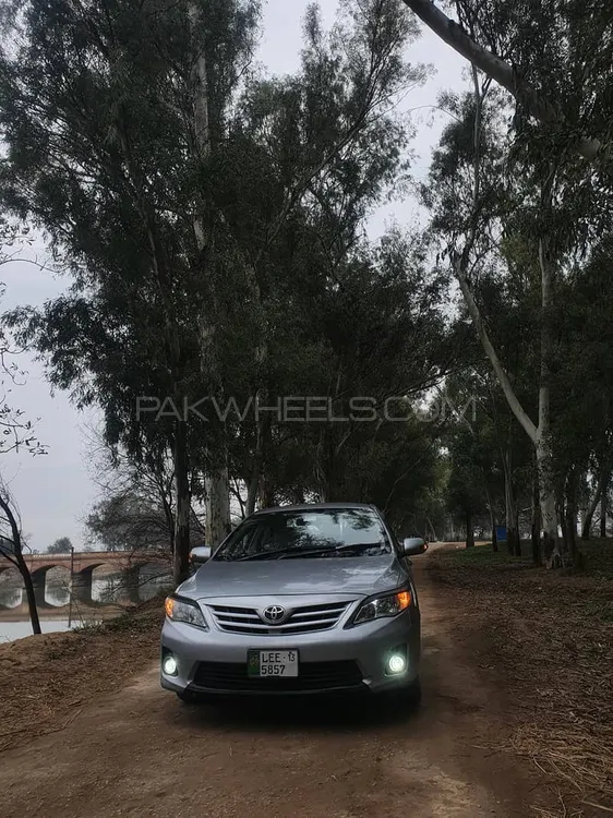 Toyota Corolla 2013 for Sale in Sialkot Image-1