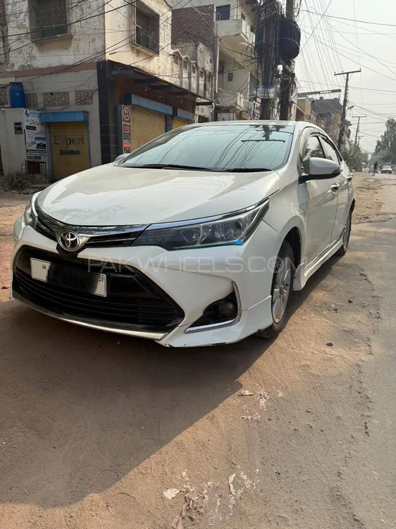Toyota Corolla 2018 for Sale in Lahore Image-1