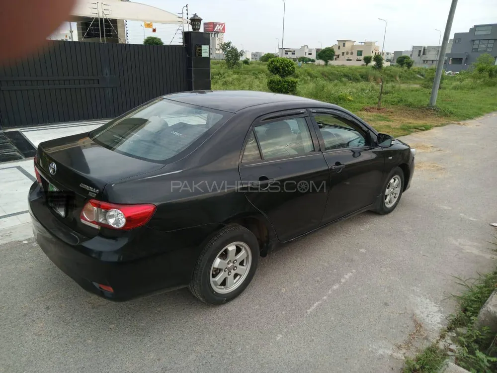 Toyota Corolla 2014 for Sale in Lahore Image-1