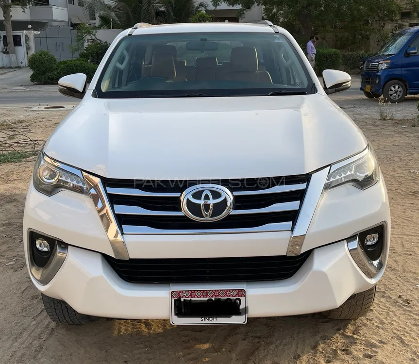 Toyota Fortuner 2021 for Sale in Karachi Image-1
