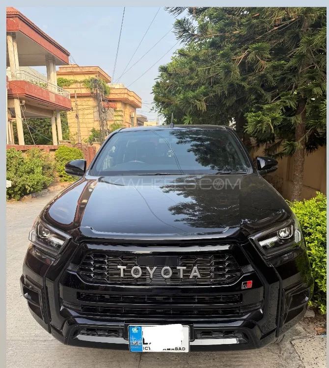 Toyota Hilux 2024 for Sale in Islamabad Image-1