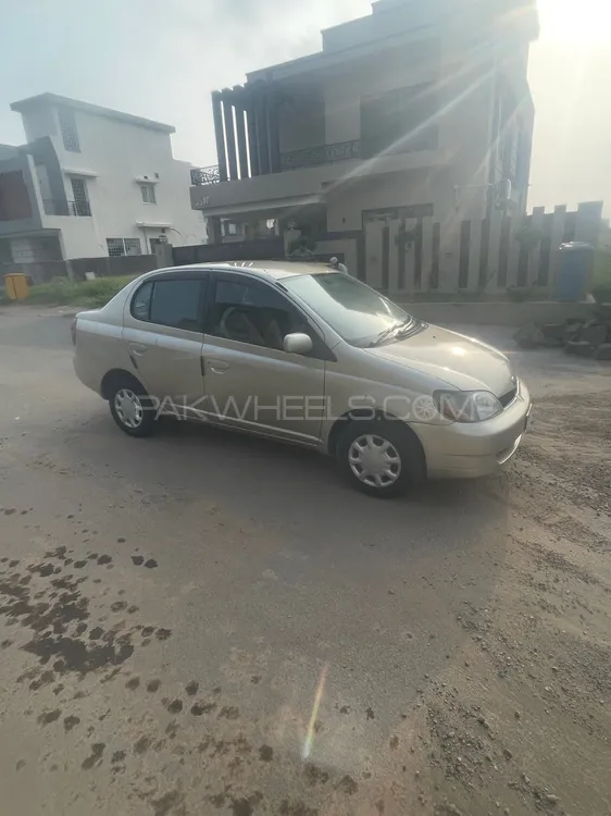 Toyota Platz 2002 for Sale in Rawalpindi Image-1